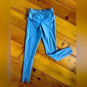 Year of Ours Denim Ruffle Yoga Pants Leggings XS